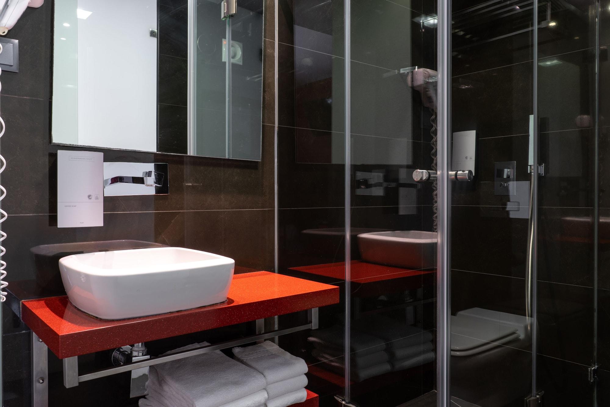 Hotel Oceano Назаре Екстериор снимка